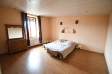 MAISON FAMILIALE DE 210M2 - 4 CHAMBRES - TERRAIN 9 ARES - GARAGE 3 VOITURES