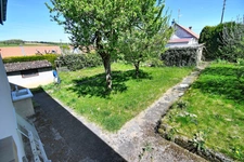 MAISON INDIVIDUELLE AU CALME – 3 CHAMBRES – GARAGE – TERRAIN 6 ARES