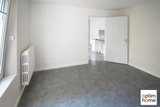 MAISON BOURGEOISE INDIVIDUELLE - 5 CHAMBRES - 2 SALLES DE BAIN - BUREAU - GARAGE - TERRAIN