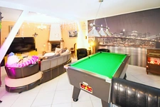 Belle maison de caractère à Lexy, 208m2 + véranda 55m2 + grenier aménageable de 75m2 , terrain plus de 6 ares, garage