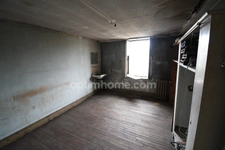 RARE OPPORTUNITÉ IMMOBILIÈRE À LONGUYON – ENSEMBLE DE 1 400 m² SUR PARC ARBORÉ DE 27 ARES ENVIRON