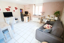 MAISON INDIVIDUELLE FAMILIALE 138 M² AVEC 4 CHAMBRES, PLATEAU AMÉNAGEABLE 100 M², GARAGE ET JARDIN – PROCHE LUXEMBOURG