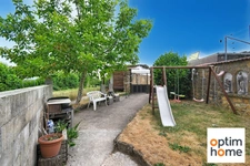 BELLE MAISON DE VILLAGE 200M2 - TERRAIN 6 ARES - GRAND GRENIER AMENAGEABLE DE 110M2 - 2 GARAGES 4 VOITURES
