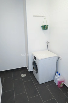 APPARTEMENT AU RDC DE 58M2 ENVIRON - 2 CHAMBRES