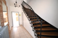 Charmante Maison de Caractère avec Grande Terrasse et Grenier Aménageable, à Deux Pas du Luxembourg