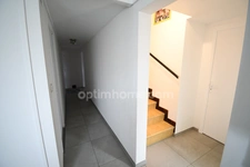 BELLE MAISON INDIVIDUELLE PLAIN PIED SURELEVE - 5 CHAMBRES - TERRAIN 6 ARES - GARAGE