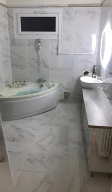 Maison à vendre 7 pièces LEZOUX (63)
