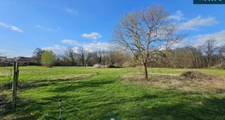 Propriete à vendre  sur 2 ha à PUY GUILLAUME (63)