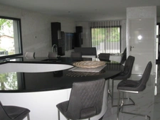villa de standing à VERTAIZON (63910)