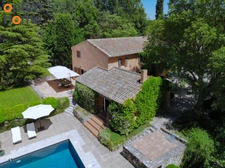 Aix-en-Provence - Superbe Mas Provençal T7 du 18ème Siècle de 275 m2 environ entièrement rénové, sur 6000 m2 de terrain, au calme et sans vis à vis