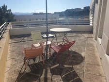 Aix La Duranne haute - Vente beau bureau de 79 m2 avec une grande terrasse de 33 m2 orientée Sud, et une place de parking