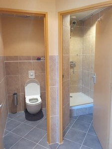 Aix La Duranne haute - Vente beau bureau de 79 m2 avec une grande terrasse de 33 m2 orientée Sud, et une place de parking