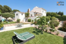 Martigues St-Julien 10 mn Côte Bleu - Vente Villa T6 de 150 m2 environ sur un terrain de 1115 m2 avec piscine, avec vue dégagée plein sud, au calme et sans vis à vis