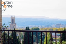 Vente Superbe T3 de 150 m2 avec une grande terrasse de 45 m2, vue panoramique sur Aix, box