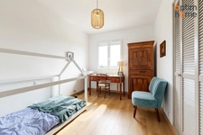 Martigues St-Julien 10 mn Côte Bleu - Vente Villa T6 de 150 m2 environ sur un terrain de 1115 m2 avec piscine, avec vue dégagée plein sud, au calme et sans vis à vis