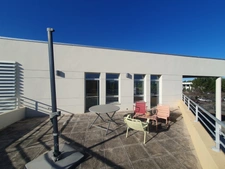 Aix La Duranne haute - Vente beau bureau de 79 m2 avec une grande terrasse de 33 m2 orientée Sud, et une place de parking