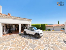 Martigues St-Julien 10 mn Côte Bleu - Vente Villa T6 de 150 m2 environ sur un terrain de 1115 m2 avec piscine, avec vue dégagée plein sud, au calme et sans vis à vis