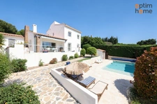 Martigues St-Julien 10 mn Côte Bleu - Vente Villa T6 de 150 m2 environ sur un terrain de 1115 m2 avec piscine, avec vue dégagée plein sud, au calme et sans vis à vis
