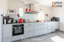 Bouc Bel Air (Aix à 10 mn) - Vente Belle Villa T5 de 269 M2, sur un terrain clos et arboré de 1257 M2 avec piscine, proche IBS, commerces et transports
