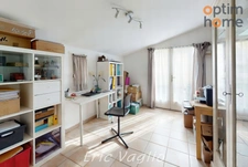 AIX Sud - Cabriès - Vente confortable Villa T6 de 145 M2 sur un terrain de 670 m2, au calme et sans vis à vis, avec piscine