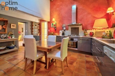 Aix-en-Provence - Superbe Mas Provençal T7 du 18ème Siècle de 275 m2 environ entièrement rénové, sur 6000 m2 de terrain, au calme et sans vis à vis