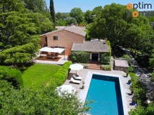 Aix-en-Provence - Superbe Mas Provençal T7 du 18ème Siècle de 275 m2 environ entièrement rénové, sur 6000 m2 de terrain, au calme et sans vis à vis