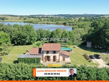 ATYPIQUE !AU ROUSSET , l'ancienne gare du tacot est devenue une belle habitation ! 
