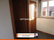 Propriete de caractère avec exploitation agricole de 80 hect + batiments  en CHAROLAIS 