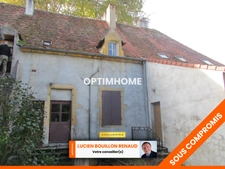 Propriete à vendre 25 pièces GENELARD (71)