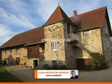 Propriete de caractère avec exploitation agricole de 80 hect + batiments  en CHAROLAIS 