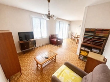 Maison de plain-pied avec vue sur les champs, près de 2 000 m² de terrain NERIGEAN (33)