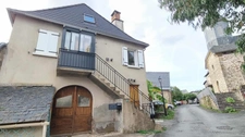 Secteur Allassac - grande maison familiale avec T1 independant en RDC