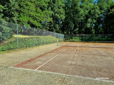 Terrain constructible  Proche Brive , secteur Cressensac , AVEC TERRAIN DE TENNIS
