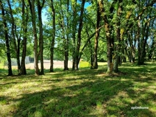 Terrain constructible  Proche Brive , secteur Cressensac , AVEC TERRAIN DE TENNIS