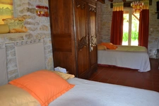 BEAUCOUP DE CHARME  et de BEAUX VOLUMES dans un ENVIRONNEMENT EXCEPTIONNEL