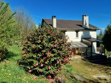 Albussac- Beynat -Grande maison sur 3000 m2 terrain 