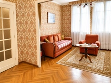 LAGUENNE (19)- Maison composée de 2 logements 
