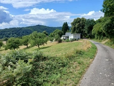 ENSEMBLE DE 2 MAISONS CHENAILLER MASHEIX