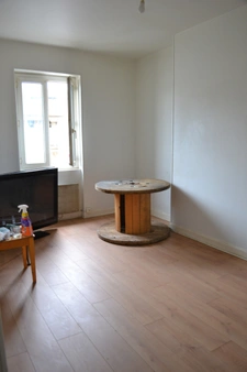 Brive la Gaillarde- Immeuble composé de 3 logements loués