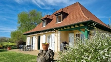 Maison PLAIN PIED avec PISCINE et grand terrain de 5000 m2