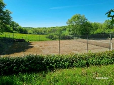 Terrain constructible  Proche Brive , secteur Cressensac , AVEC TERRAIN DE TENNIS