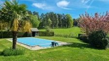 Maison PLAIN PIED avec PISCINE et grand terrain de 5000 m2