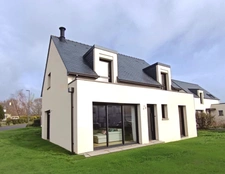 MAISON D'HABITATION 6 PIECES - 112 M² - TERRAIN 373 M²