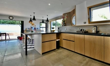 MAISON 10 PIECES - 300 M² - TERRAIN 2000M²
