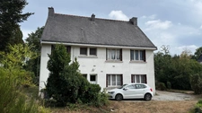 MAISON D'HABITATION A RENOVER  - 140 M² - TERRAIN 300 M²
