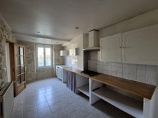 Maison 2 logements – jardin – 217 m² – idéal investisseur ou famille – CONDOM 32100