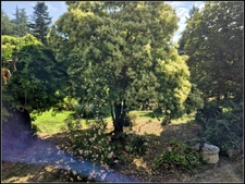 EXCLUSIVITÉ – Propriété de charme à vendre à 2 km de Fourcès (32250) – Site naturel exceptionnel avec bois privé, étang, source et dépendances