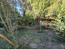 CONDOM (32100) – MAISON ATYPIQUE DE 175 M² AVEC JARDIN CLOS DE 1 177 M