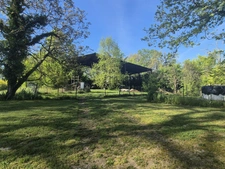 Maison en pierre avec beau terrain – cadre exceptionnel, sur le chemin de Saint-Jacques, à LA ROMIEU (32480)