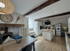 Maison en pierre - charme  -terrasse couverte et petit jardin - 3 chambres – La Romieu 32480